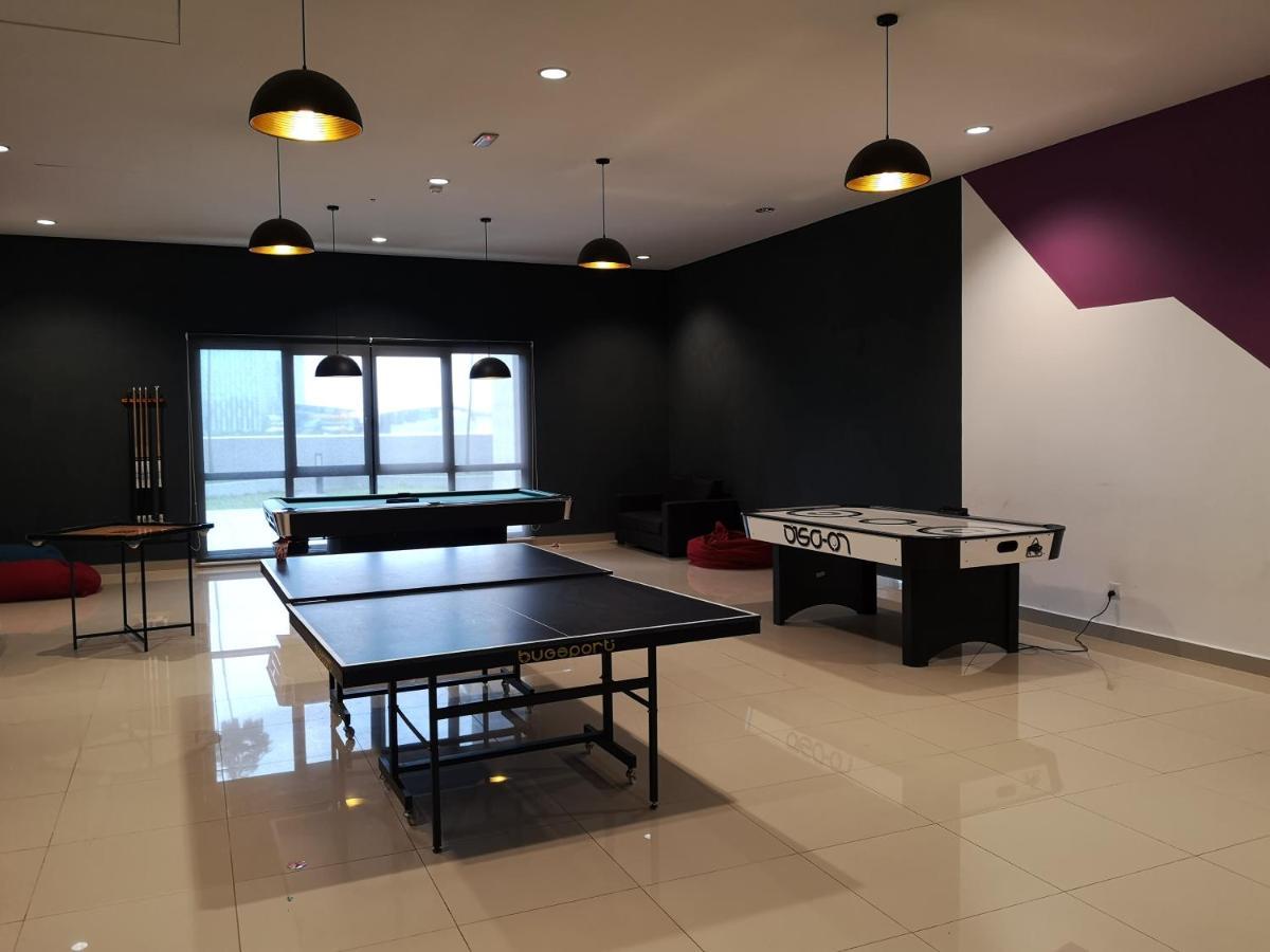 Aiyu Homestay, Conezion, Ioi Resort プトラジャヤ エクステリア 写真